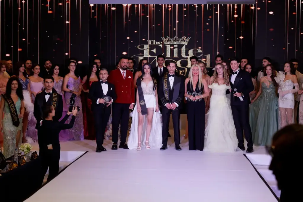 Final gecesinde moda ve sanat şöleni yaşandı